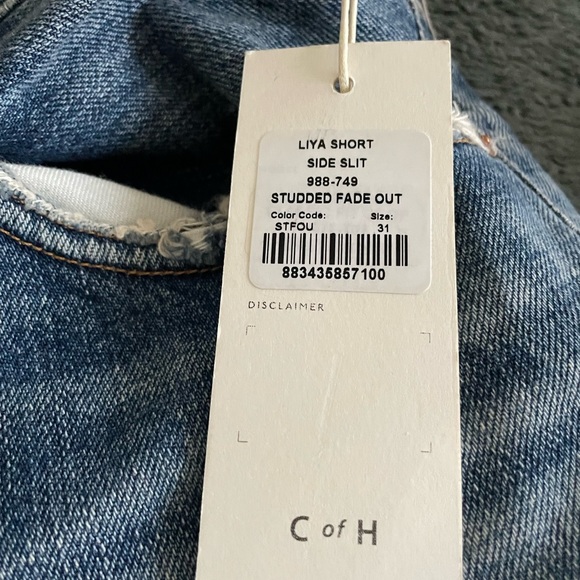 NWT Citizens of Humanity Liya side slit studded fade out raw edge shorts. - Picture 2 of 4